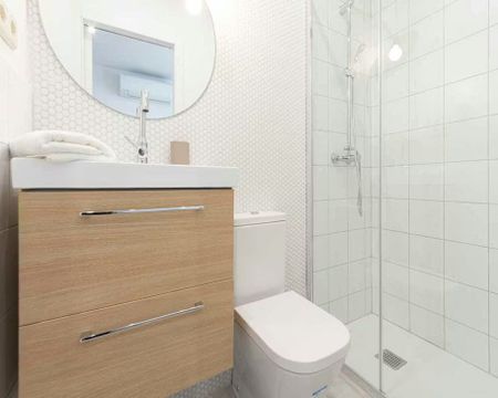 Calle de San Lorenzo, Madrid, Community of Madrid 28004 - Photo 5