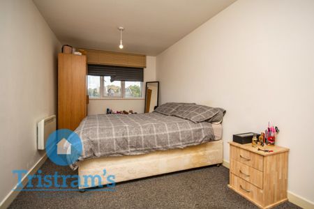 1 bed Apartment for Rent - Photo 4