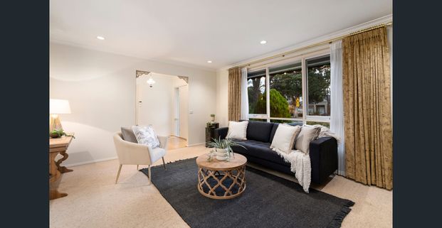 Generational Family Home Close to Parks and Shops - Photo 1