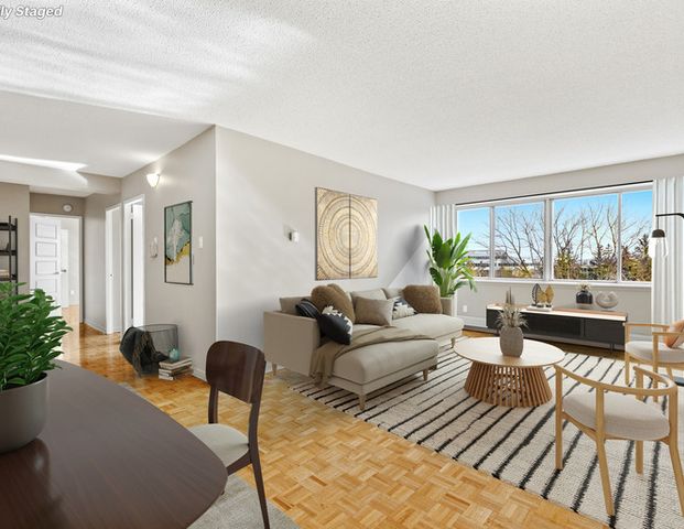 Lord Halifax Place | 2220 & 2240 Halifax Drive, Ottawa - Photo 1