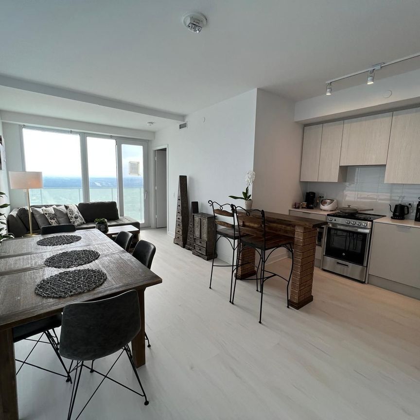 For Lease - 3900 Confederation Pkwy Street Unit# 4704, Mississauga, Ontario - Photo 1