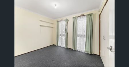 Charming Family Home in Prime Craigieburn Location $490/week - Photo 3