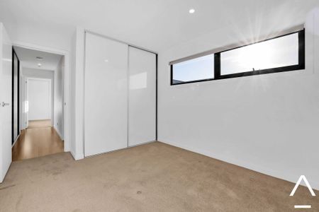 Enjoy the relaxed lifestyle!! - Photo 4