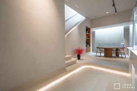 Zeer stijlvolle kantoorruimte te huur in centrum Knokke. - Photo 2