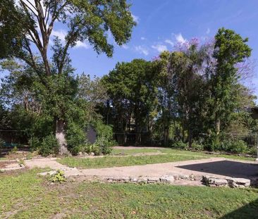 Family-Friendly Home in Prime Location - Photo 5