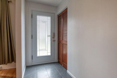 Maison de plain-pied à louer - Deux-Montagnes (Nord) - Photo 3