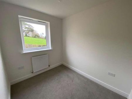 Trayne Heights, Barnstaple, EX31 - Photo 3