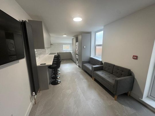 38 Margate Road, Southsea - Photo 1