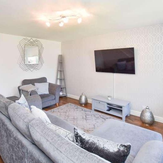 Gladden Hey Drive, Winstanley, Wigan, WN3 - Photo 1