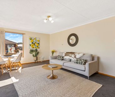 Sunny 2 Bedroom Unit In St Kilda - Photo 3