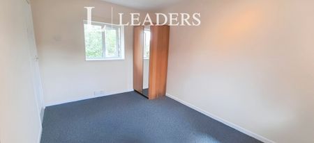4 bedroom house to rent New Ashby Road, Loughborough, LE11 - Photo 3