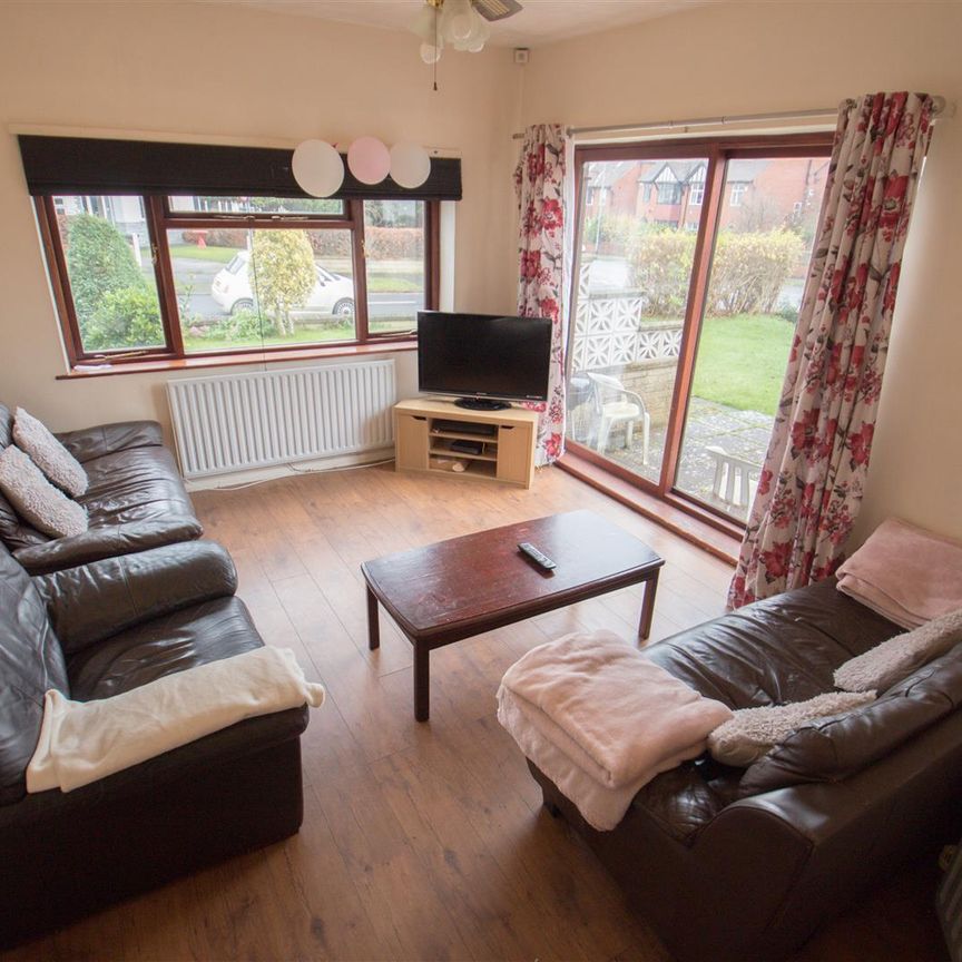 Becketts Park Drive, Headingley, LS6 3PL, Leeds - Photo 1