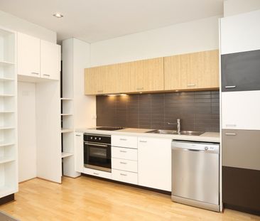 107/63 Stawell Street, Richmond VIC 3121 - Photo 3