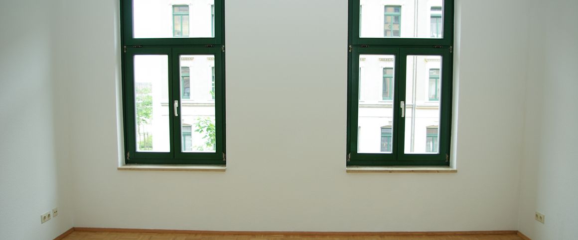 - Kleine Wohnung mit Parkett und Badewanne - Photo 1