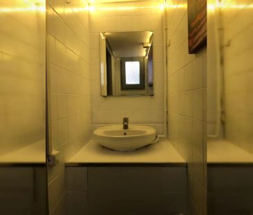 Room in a shared 8-bedroom apartment for rent in el Fort Pienc. - Photo 4