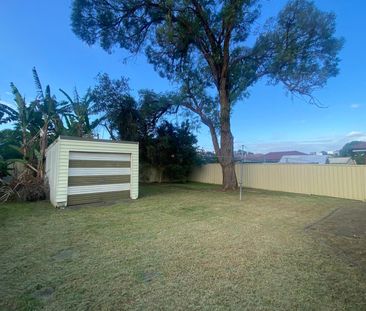 Comfort, Space & Charming 3-Bedroom Home in Blacktown - Photo 6