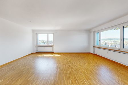 Wunderschöne Wohnung mit Weitblick / im obersten Stock - Photo 4