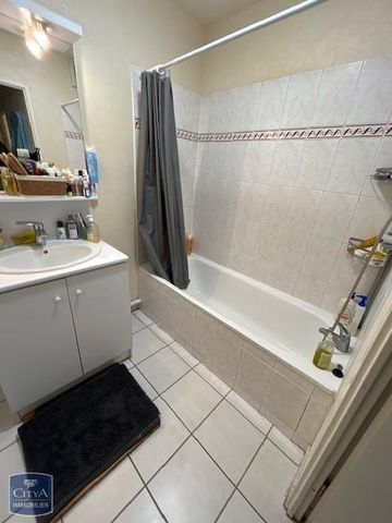 Location Appartement 3 pièces 65m² TRELISSAC 24750 - Photo 4