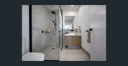 Light and Bright apartment! - Photo 2