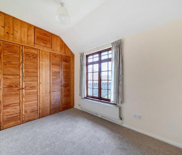 3 bedroom detached house to rent - Photo 2
