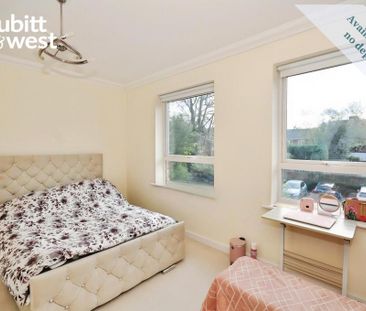 4 bedroom terraced house to rent - Photo 4
