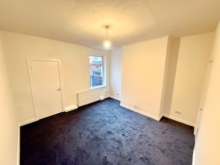 2 Bed Terraced House, Dollond Street, M9 - Photo 4