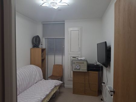Room in a Shared Flat, Danvers Avenue, SW11 - Photo 3