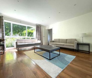 Parklands, RH8 - Photo 1