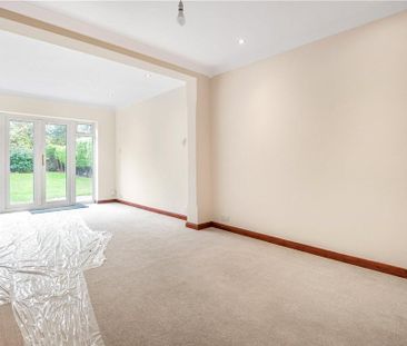 4 bedroom bungalow to rent - Photo 3