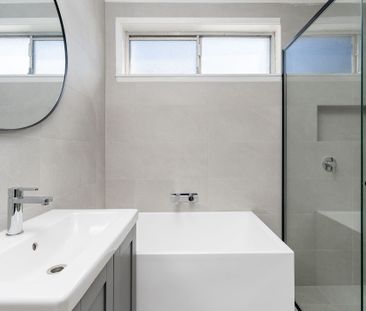 Freshly Renovated Family Living in Frankston North - Photo 3