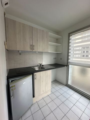 Location Appartement 2 pièces 43m² - Photo 3