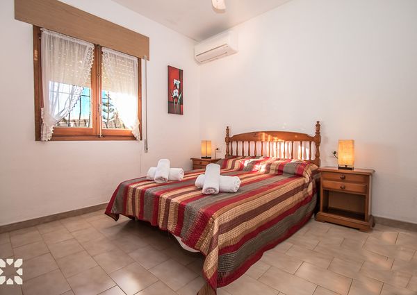 Rent villa RACHELLE