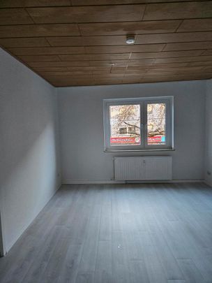 zentral gelegene 2-Zimmer-Wohnung in Essen-Altendorf - Photo 1