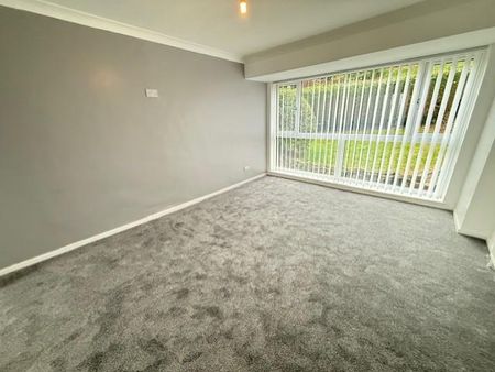 3 bedroom detached house to rent - Photo 5