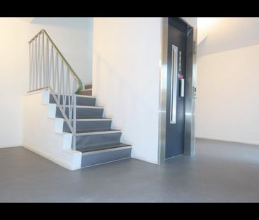 3 Bed Flat, Embassy Court, N11 - Photo 3