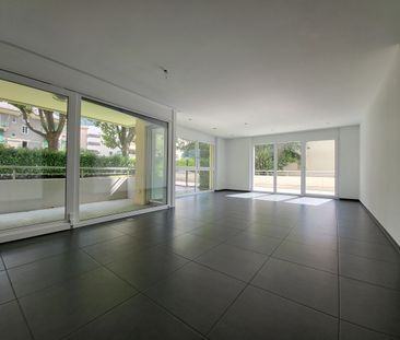 Modern 4.5-room apartment for rent - Photo 2