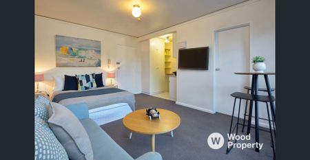 Studio Apartment in Prime Location! - Photo 4