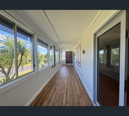 24 Mcdonald Avenue, Nowra, NSW 2541 - Photo 2