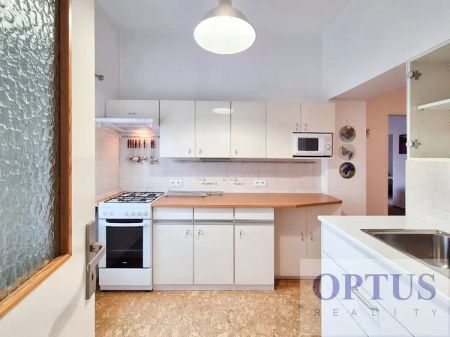 P5 Stodůlky, ul. Živcových, slunný byt 2 + 1 + jídelna, 64 m - Fotografie 3
