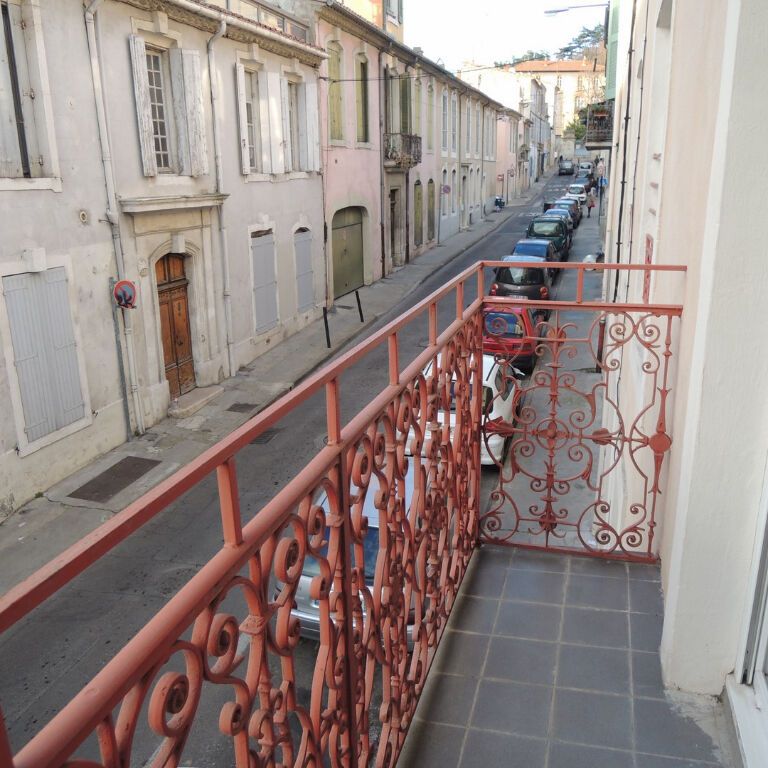 Location appartement 1 pièce, 26.64m², Nîmes - Photo 1