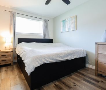 For Lease - 670 Victoria Street, London East, Ontario - Photo 4