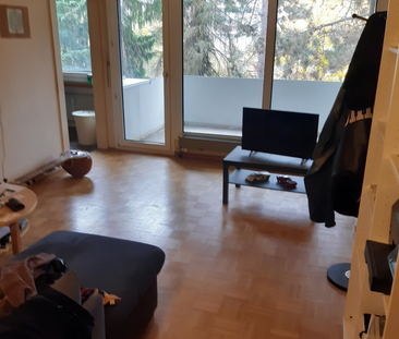 geräumige 2.5 Zimmer-Wohnung in zentraler Lage - Photo 2