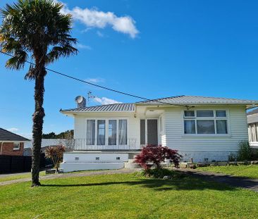Beautiful 3 bedroom home & plenty of outdoor space - Photo 5