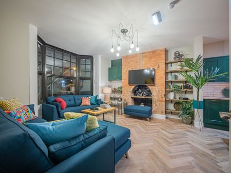 Francis Road Room 7 - Photo 4