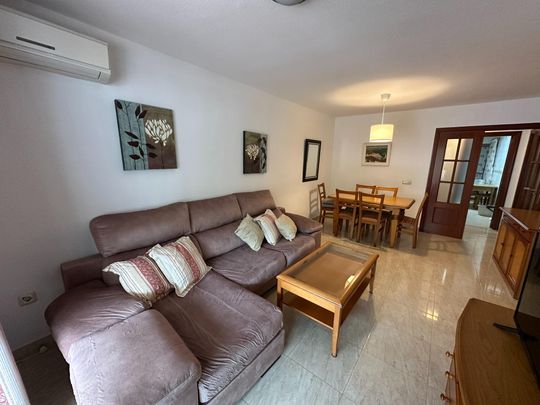 Apartamento planta baja en alquiler en Castillo de Sohail, Fuengirola - Photo 1