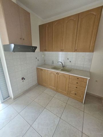 Διαμέρισμα για ενοικίαση Αγυιά (Πάτρα) - Photo 4