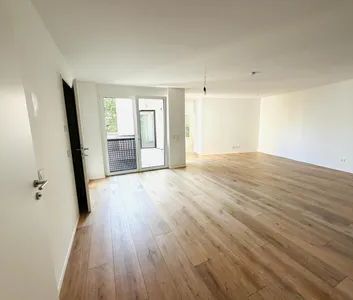 Helle 3-Zimmer-Wohnung mit ruhiger Innenhof-Loggia - Photo 2