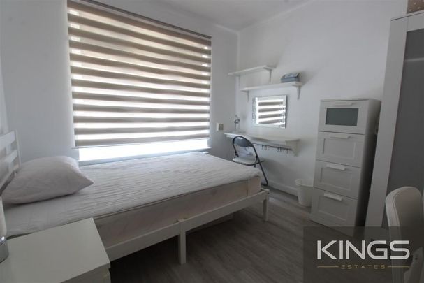 4 bedroom detached bungalow to rent - Photo 1