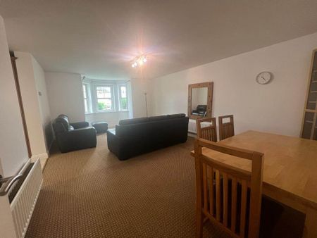 Apt 1 Oak House, 30 Beech Heights, Wellington Square, BT7 3LQ - Photo 2