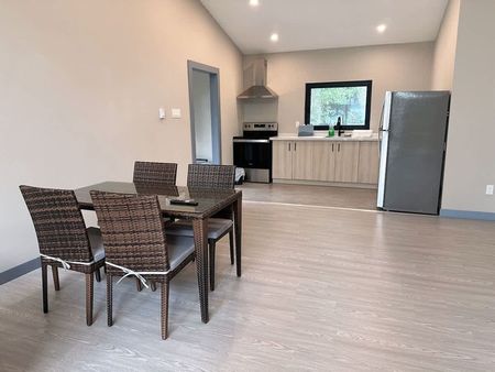 Englewood Lane - Photo 3